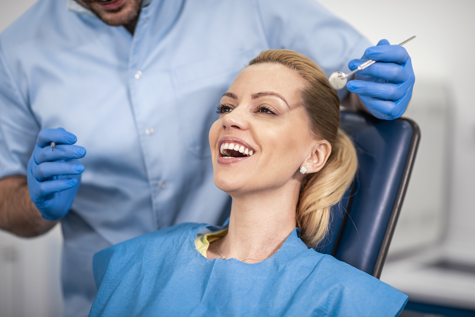 How Important Are Professional Teeth Cleaning Sessions?